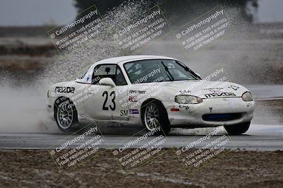 media/Nov-15-2025-CalClub SCCA (Sat) [[7bfa5a7151]]/Race/Group 4/